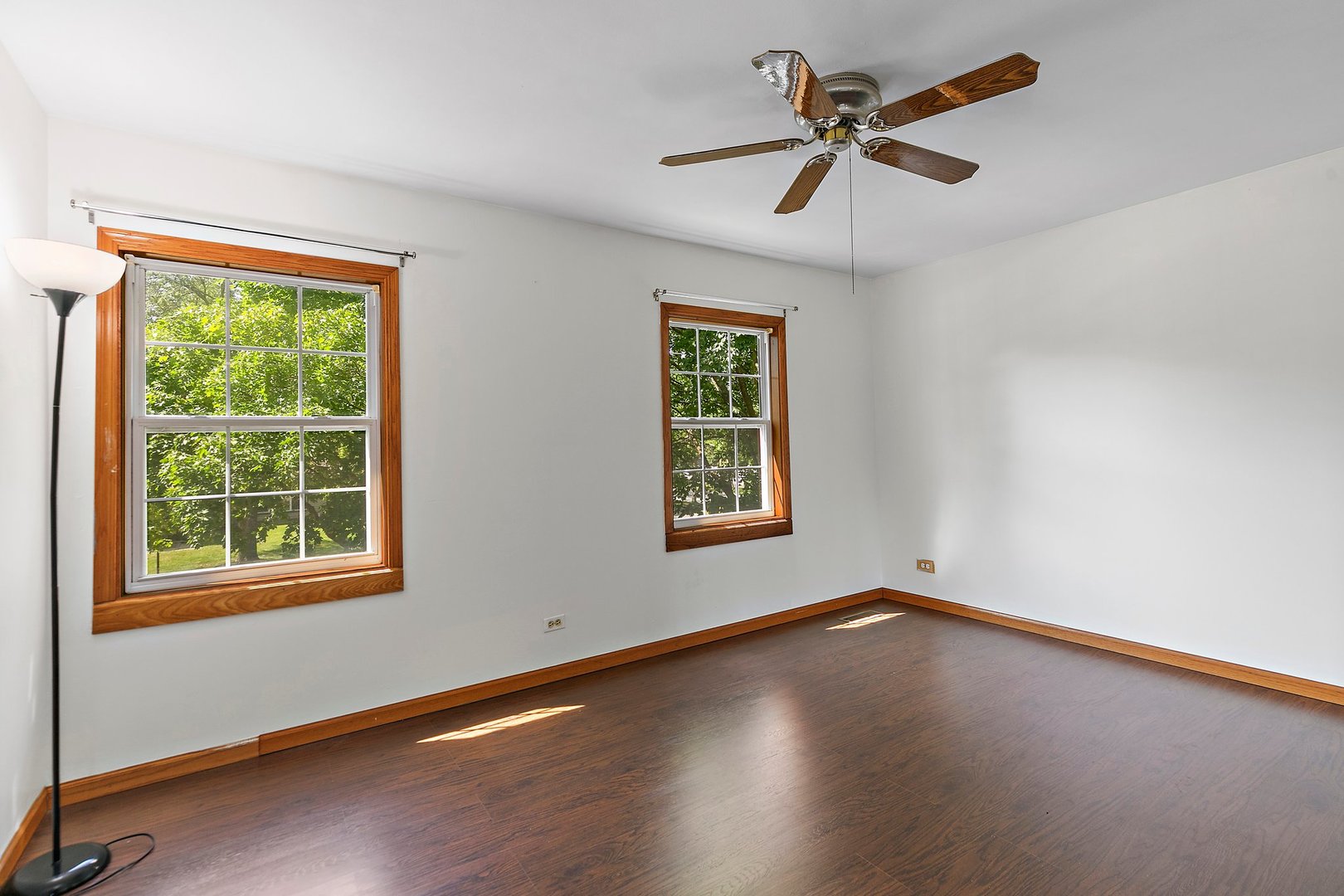 2 Spring Valley Lane Streamwood, IL 60107 - Photo 13 of 20 Gallery Image 13
