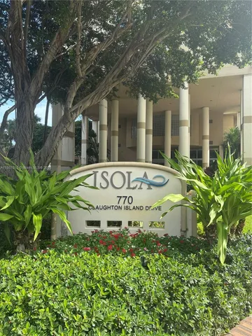 $3,800 | 770 Claughton Island Drive, Unit 915, Miami, FL 33131