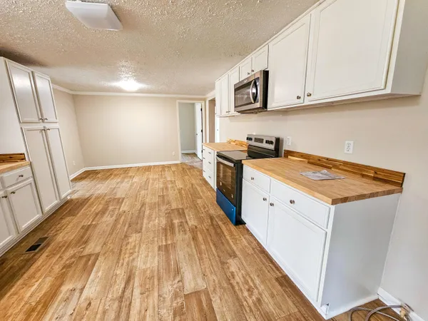 $323,500 | 261 Fields Creek Road, Ruffin, SC 29475