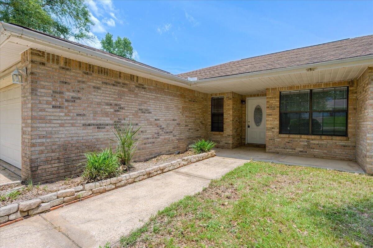 112 Golf Course Drive Crestview, FL 32536 - Photo 3 of 63 07-112 Golf Course Dr-Crestview-7