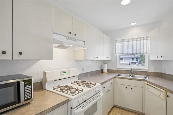 $410,000 | 9297 Anita Avenue, Unit A & B, Englewood, FL 34224
