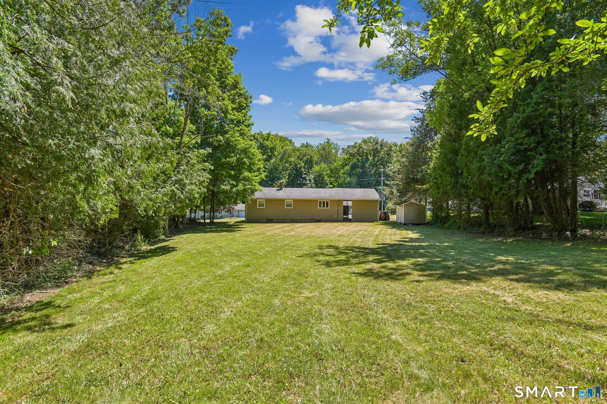 23 Ridgecrest Road Wallingford, CT 06492 - Photo 2 of 25
