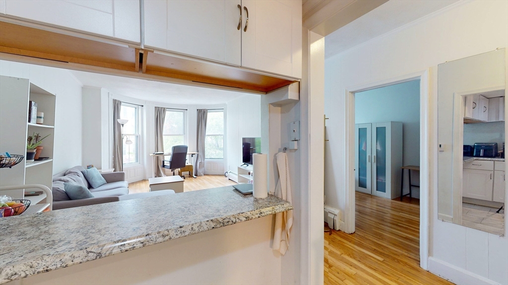 513 Beacon Street, Unit 5 Boston, MA 02215 - Photo 11 of 20