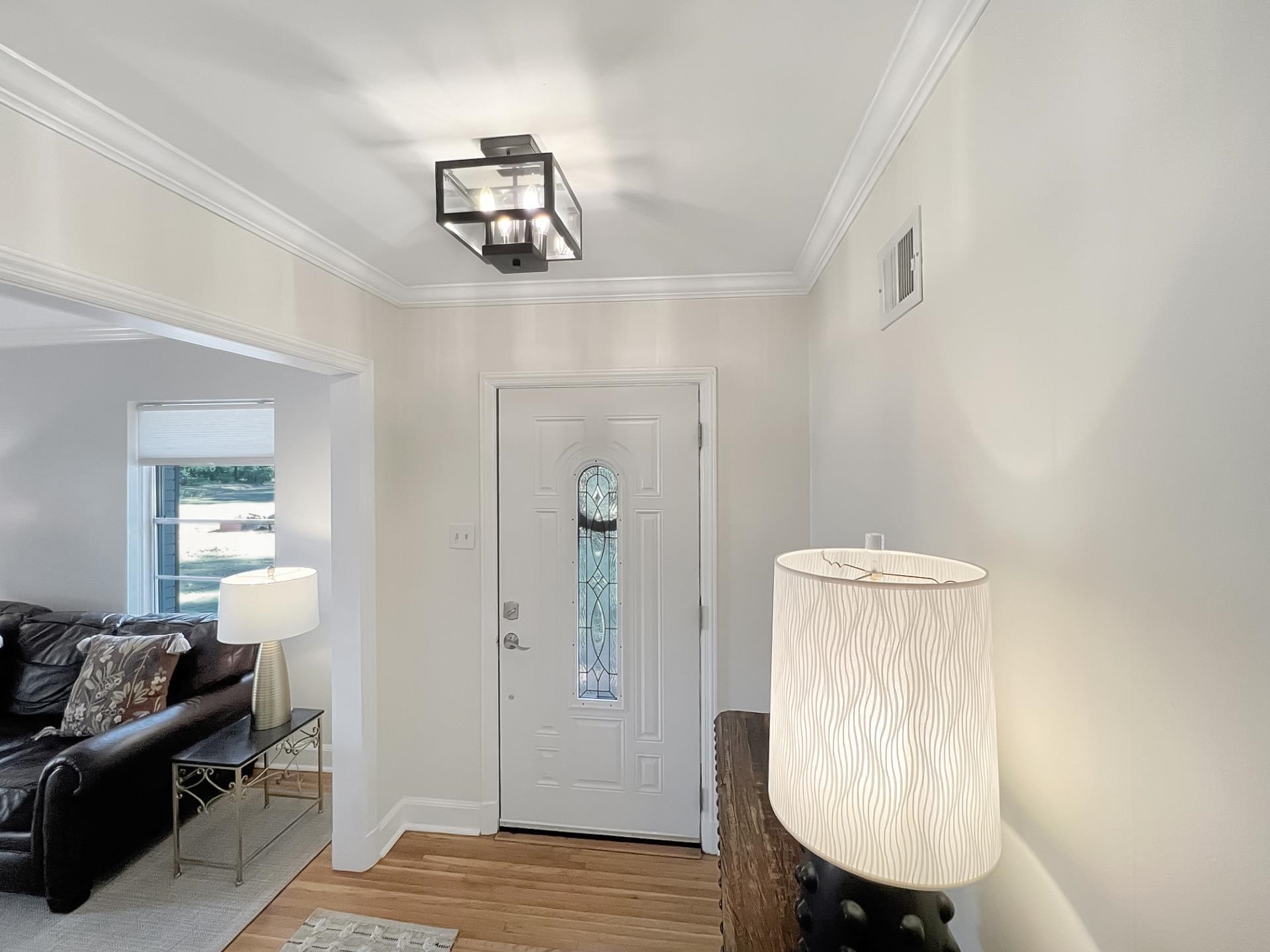 1049 South Perkins Road Memphis, TN 38117 - Photo 4 of 23