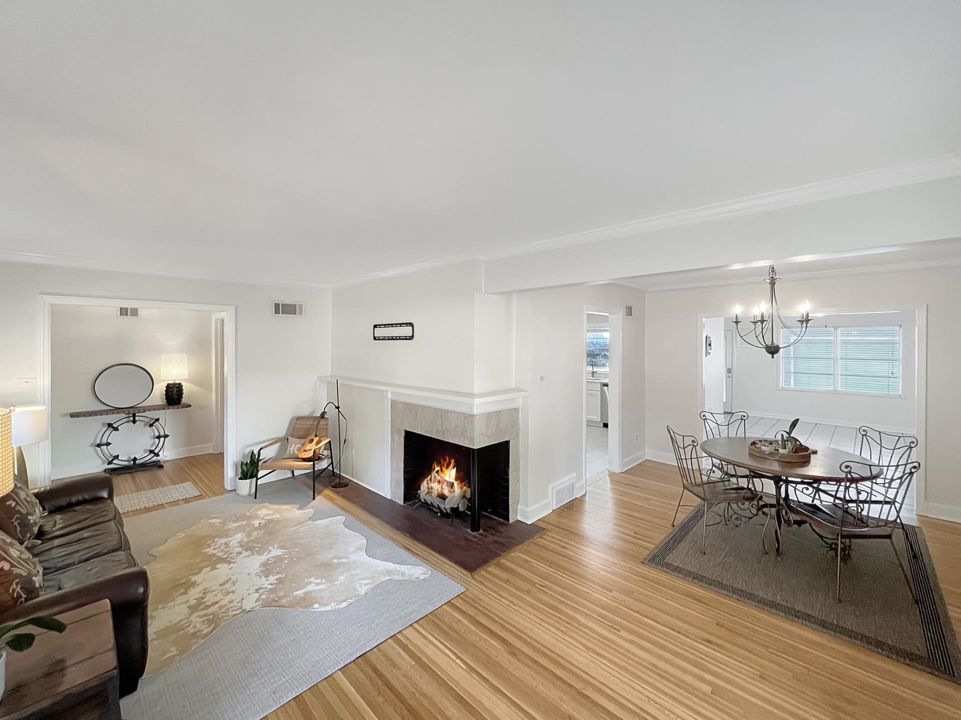 1049 South Perkins Road Memphis, TN 38117 - Photo 5 of 23 a living room with furniture and a fireplace