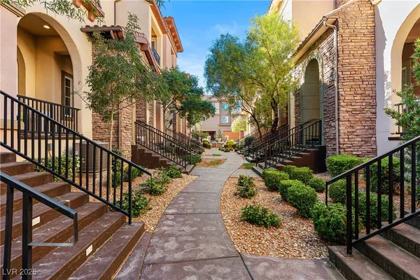$535,000 | 8 Via VIta Bella, Henderson, NV 89011