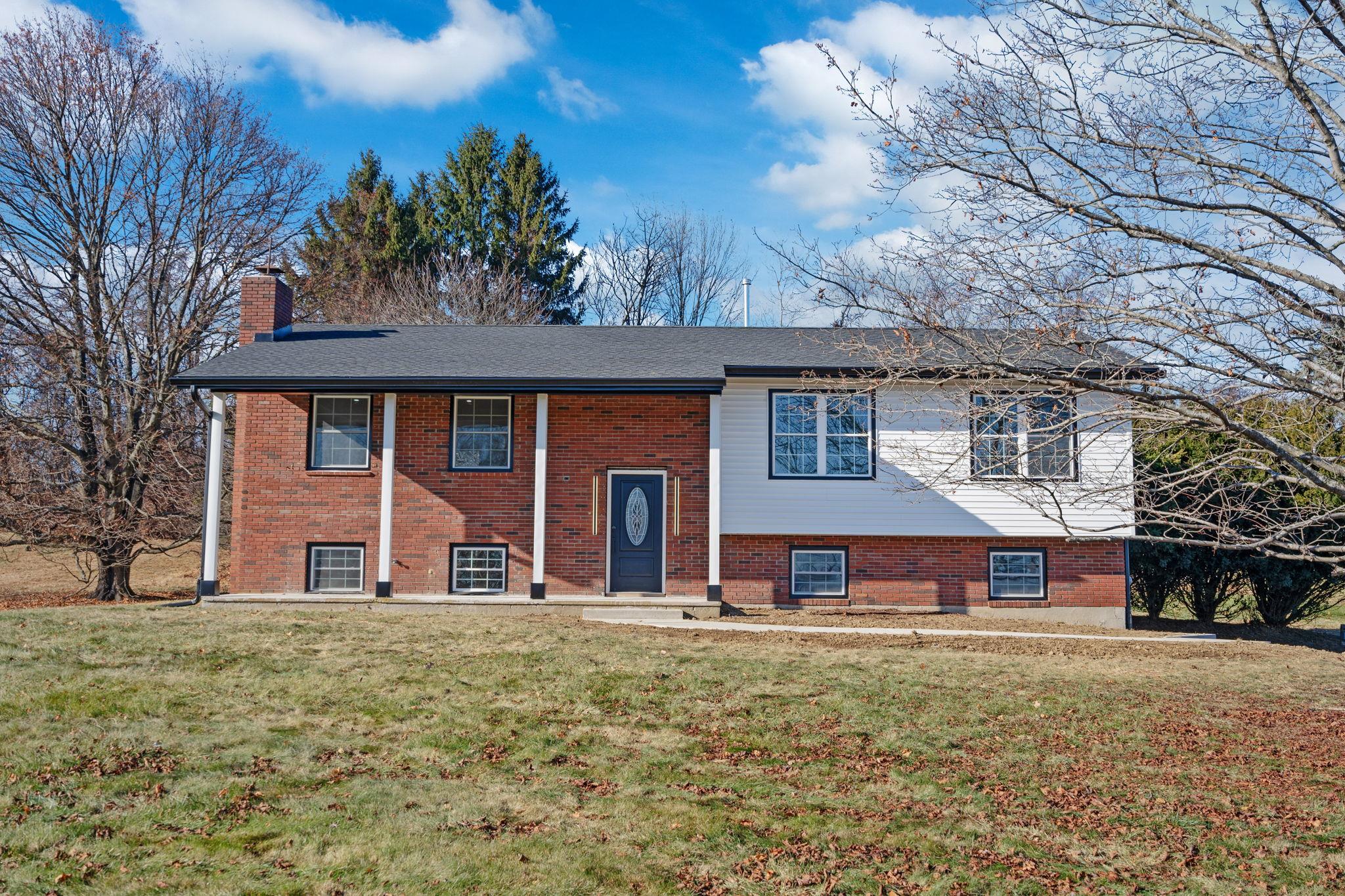 115 Ridge Road Marlboro, NY 12542 - Photo 1 of 1 Split foyer home with a front lawn
