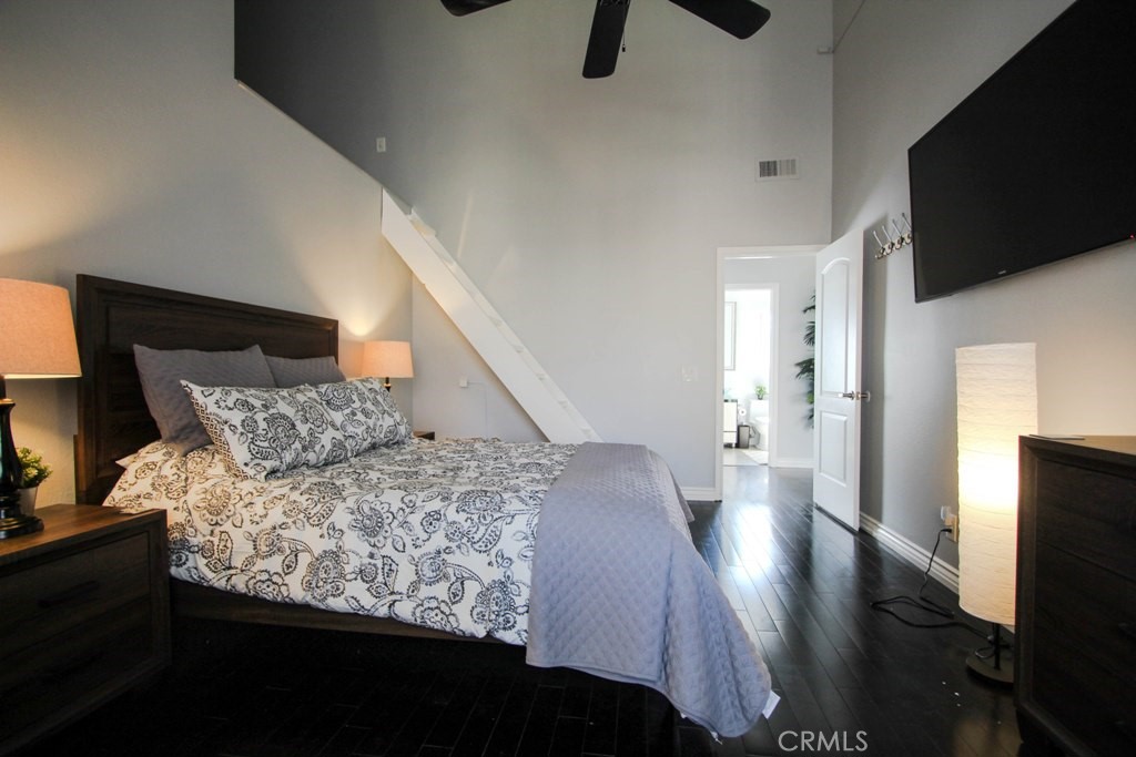 1920 Maple Avenue, Unit A Costa Mesa, CA 92627 - Photo 22 of 35 a living room with furniture and a flat screen tv