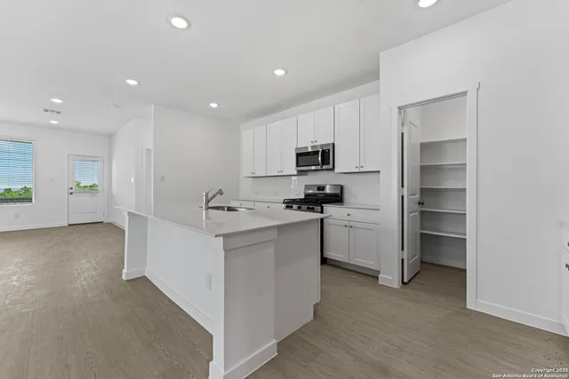 $290,000 | 14934 Taradeau, San Antonio, TX 78254