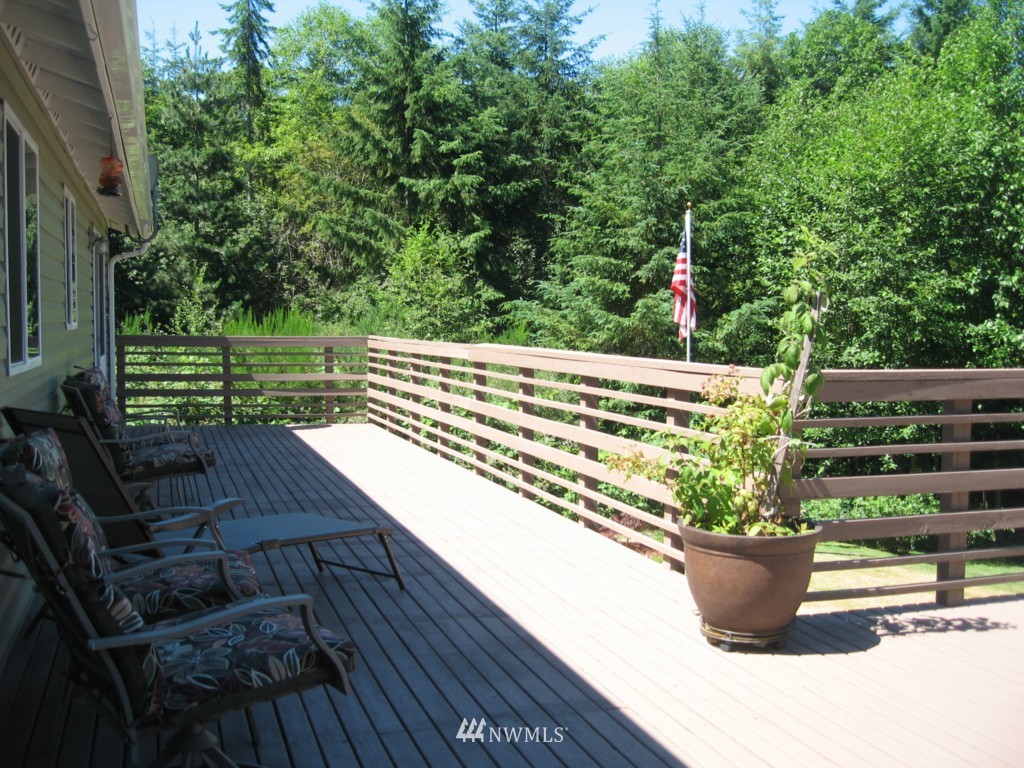 4270 East Rasor Road Belfair, WA 98528 - Photo 8 of 24 Gallery Image 8