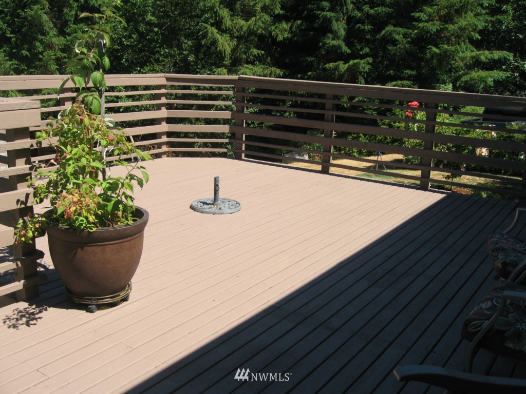 4270 East Rasor Road Belfair, WA 98528 - Photo 9 of 24 Gallery Image 9