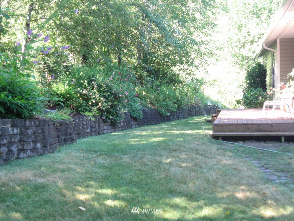 4270 East Rasor Road Belfair, WA 98528 - Photo 10 of 24 Gallery Image 10