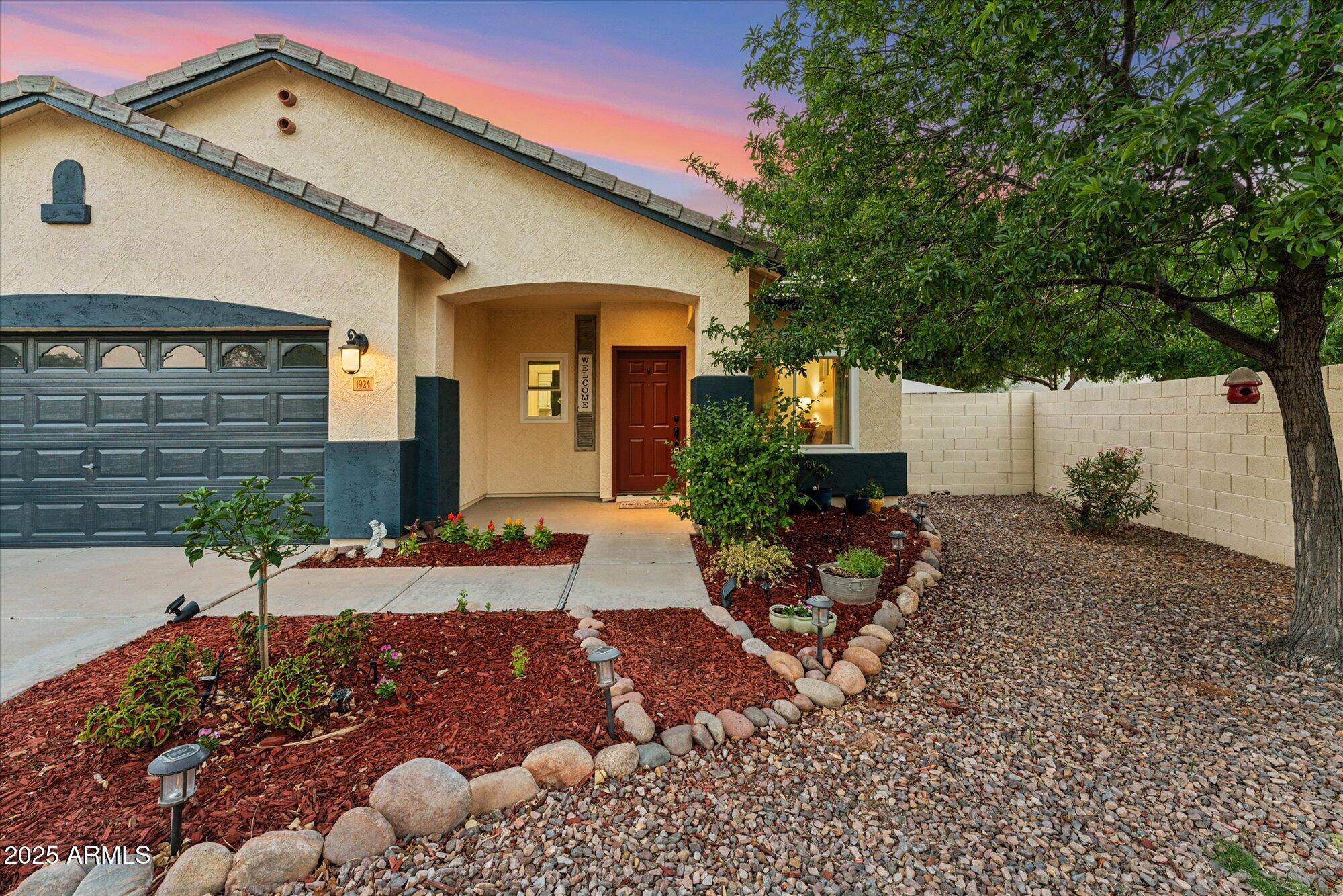 1924 South Rome Street Gilbert, AZ 85295 - Photo 3 of 60 48-JDC09847