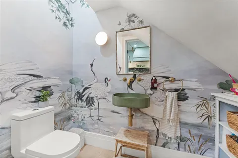 $2,895,000 | 3747 Royal Palm Avenue, Miami Beach, FL 33140