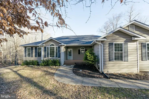 $4,000 | 24900 Fox Run Lane, Hollywood, MD 20636