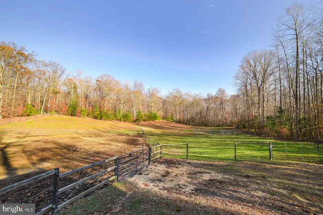 $4,000 | 24900 Fox Run Lane, Hollywood, MD 20636