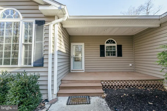 $4,000 | 24900 Fox Run Lane, Hollywood, MD 20636