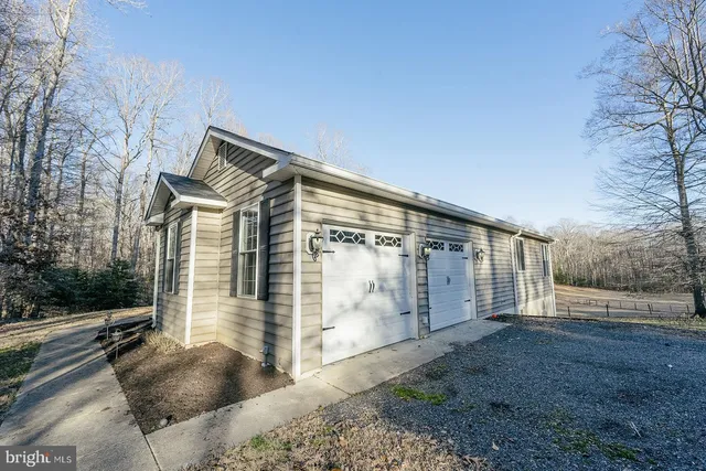 $4,000 | 24900 Fox Run Lane, Hollywood, MD 20636