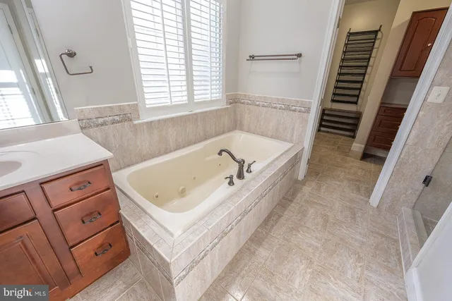 $4,000 | 24900 Fox Run Lane, Hollywood, MD 20636