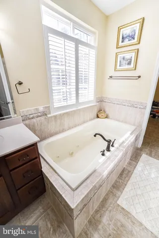 $4,000 | 24900 Fox Run Lane, Hollywood, MD 20636