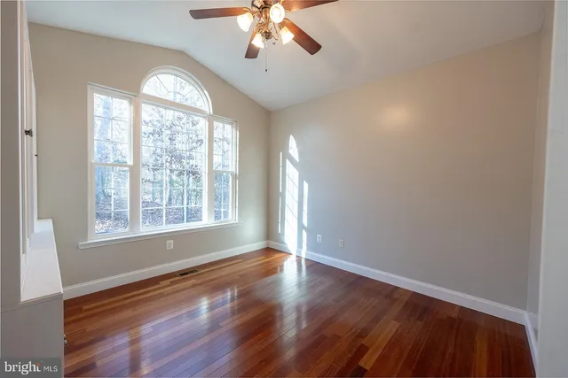 $4,000 | 24900 Fox Run Lane, Hollywood, MD 20636