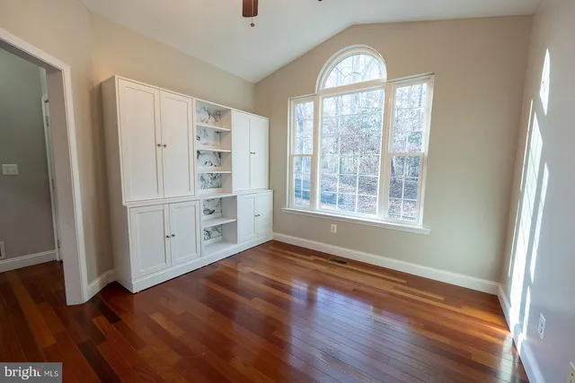 $4,000 | 24900 Fox Run Lane, Hollywood, MD 20636