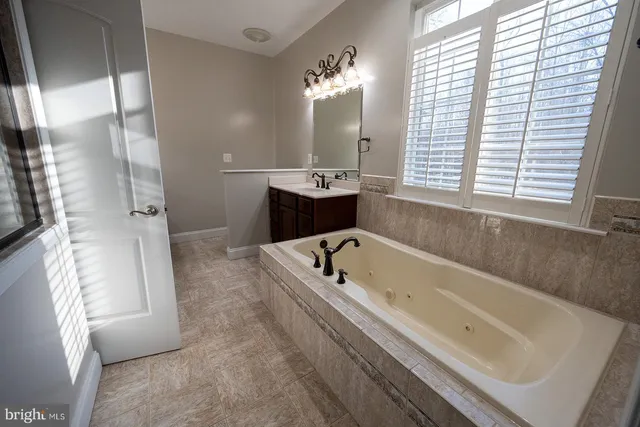 $4,000 | 24900 Fox Run Lane, Hollywood, MD 20636