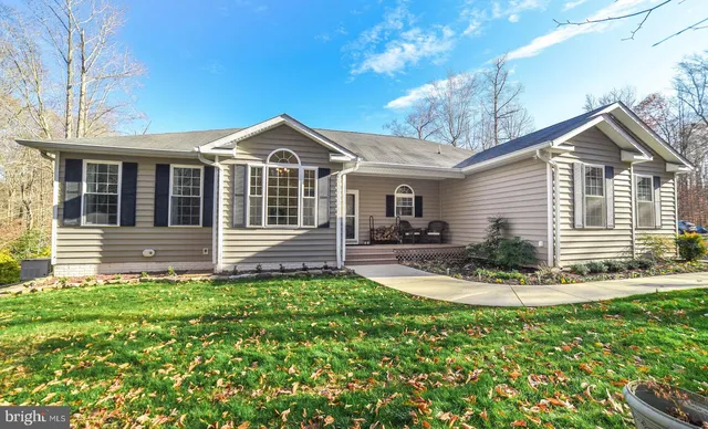 $4,000 | 24900 Fox Run Lane, Hollywood, MD 20636