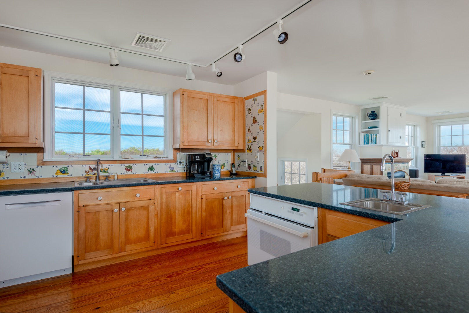 32 Old Tom Nevers Road Nantucket, MA 02554 - Photo 20 of 37