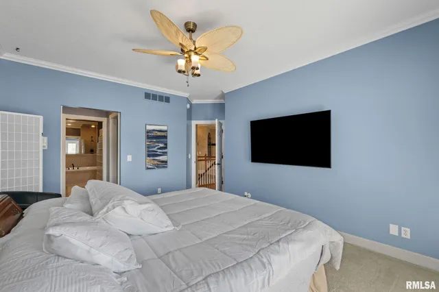 $379,000 | 126 9th Street, Hampton, IL 61256