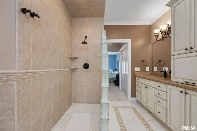 $379,000 | 126 9th Street, Hampton, IL 61256