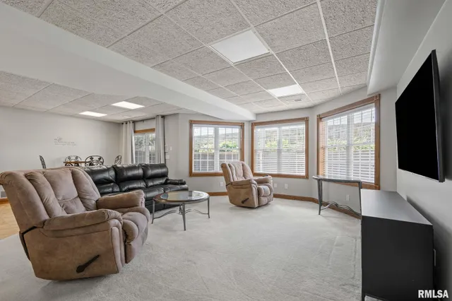 $379,000 | 126 9th Street, Hampton, IL 61256