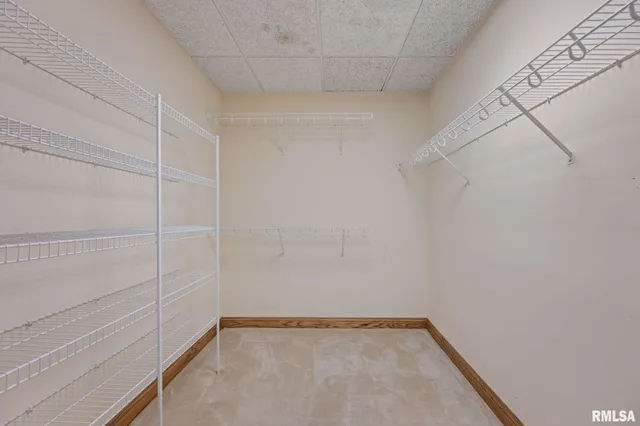 $379,000 | 126 9th Street, Hampton, IL 61256