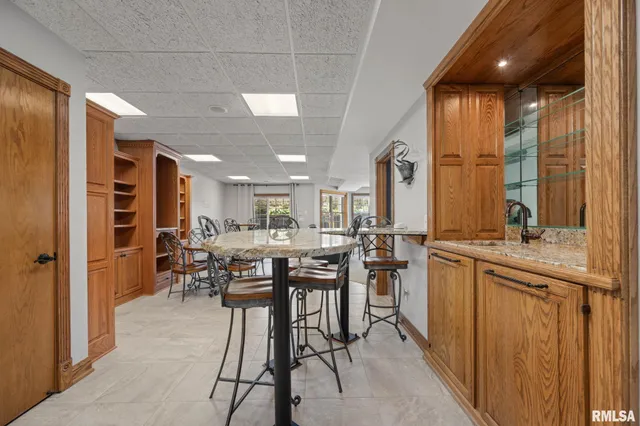 $379,000 | 126 9th Street, Hampton, IL 61256