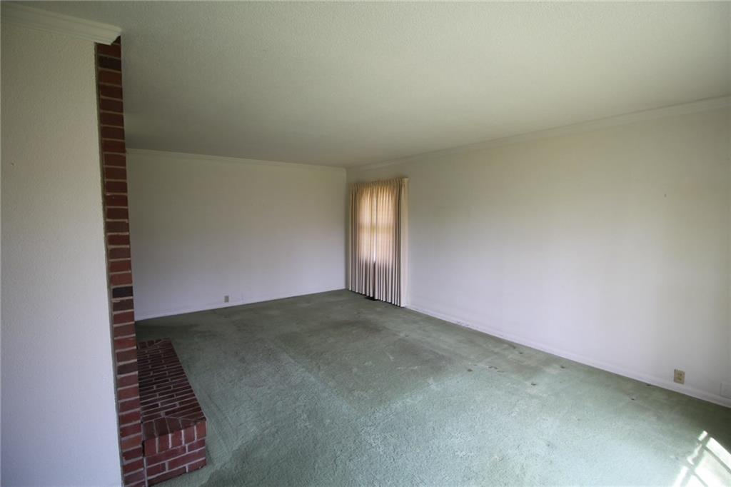2827 Greenbriar Road Anderson, IN 46011 - Photo 8 of 14 Gallery Image 8