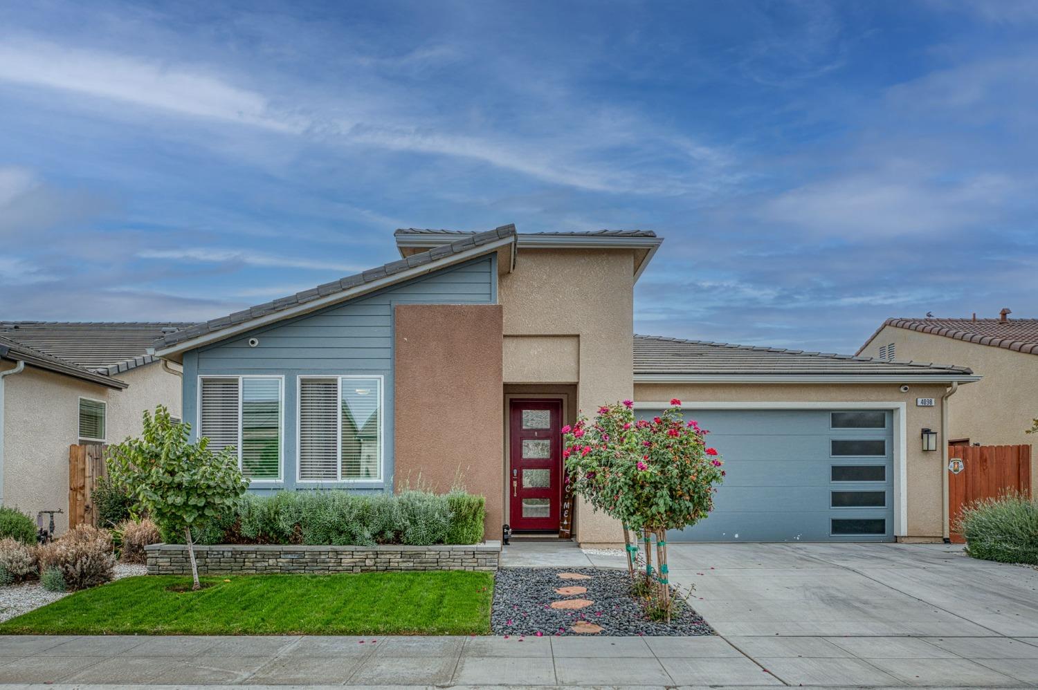 4098 Buckingham Avenue Clovis, CA 93619 - Photo 1 of 38