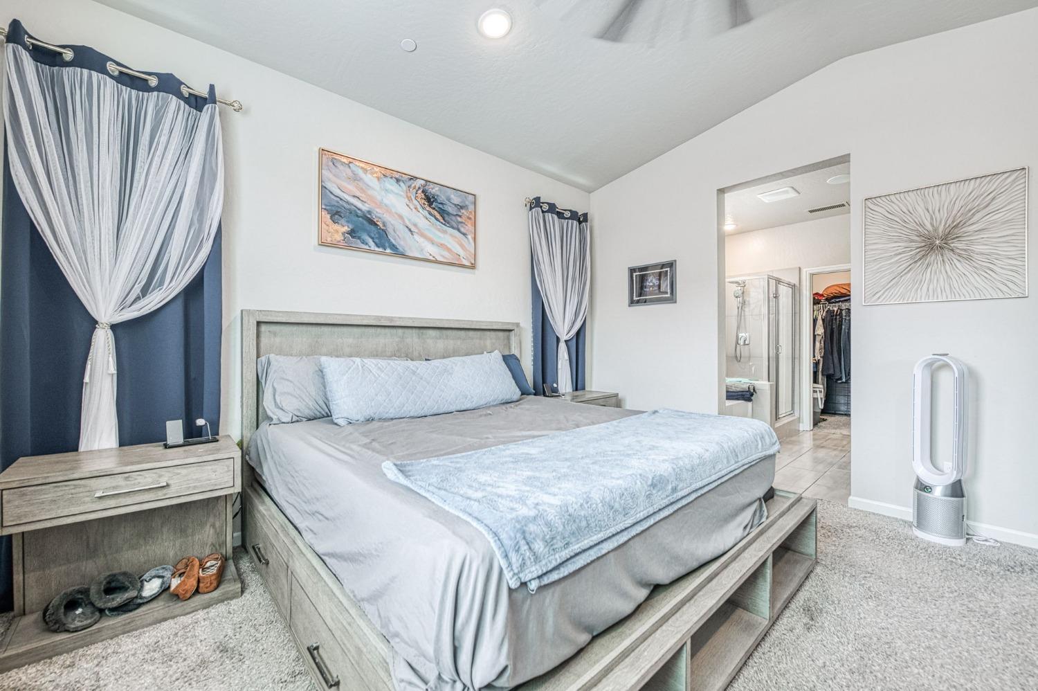 4098 Buckingham Avenue Clovis, CA 93619 - Photo 20 of 38