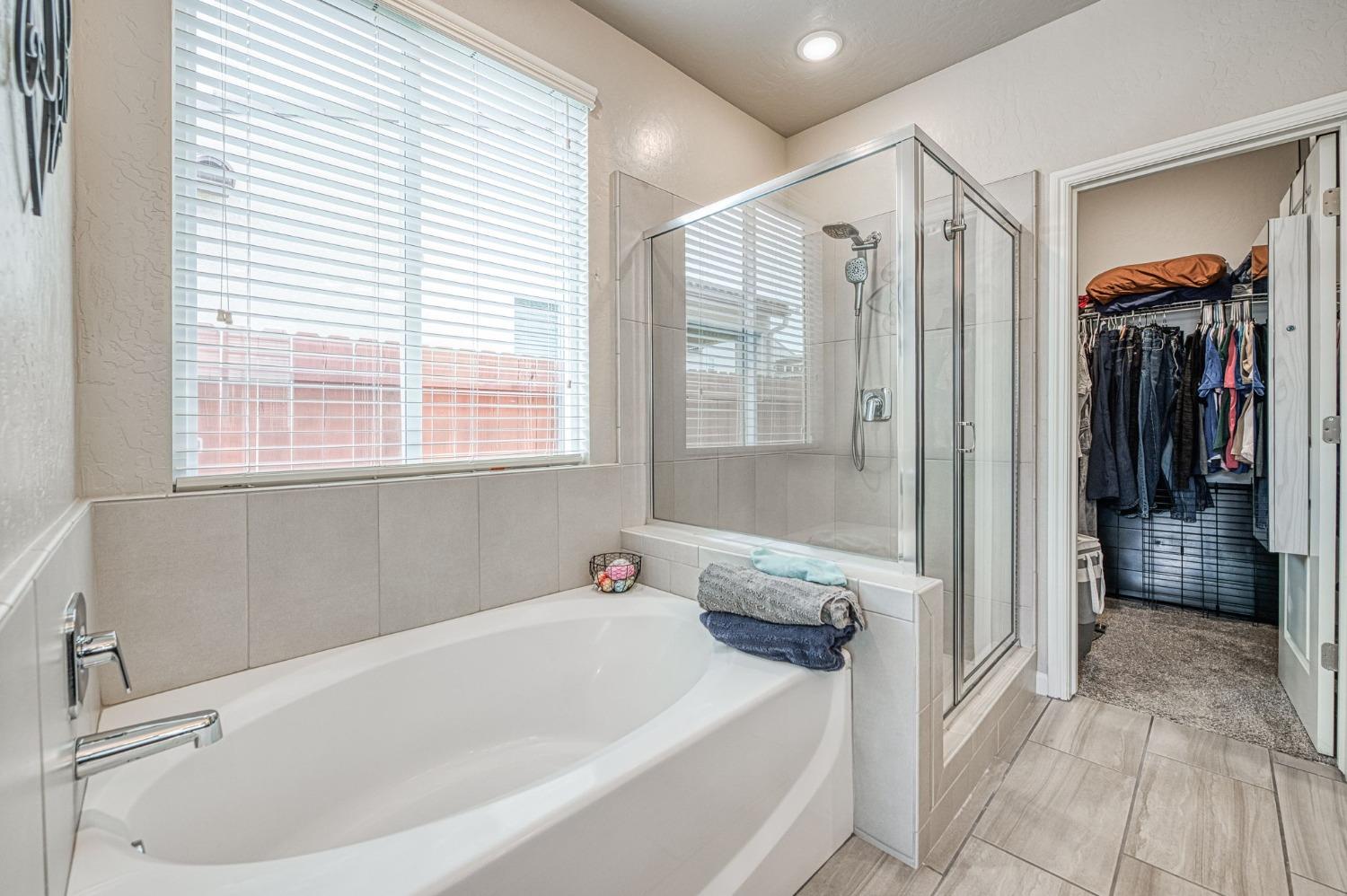 4098 Buckingham Avenue Clovis, CA 93619 - Photo 21 of 38