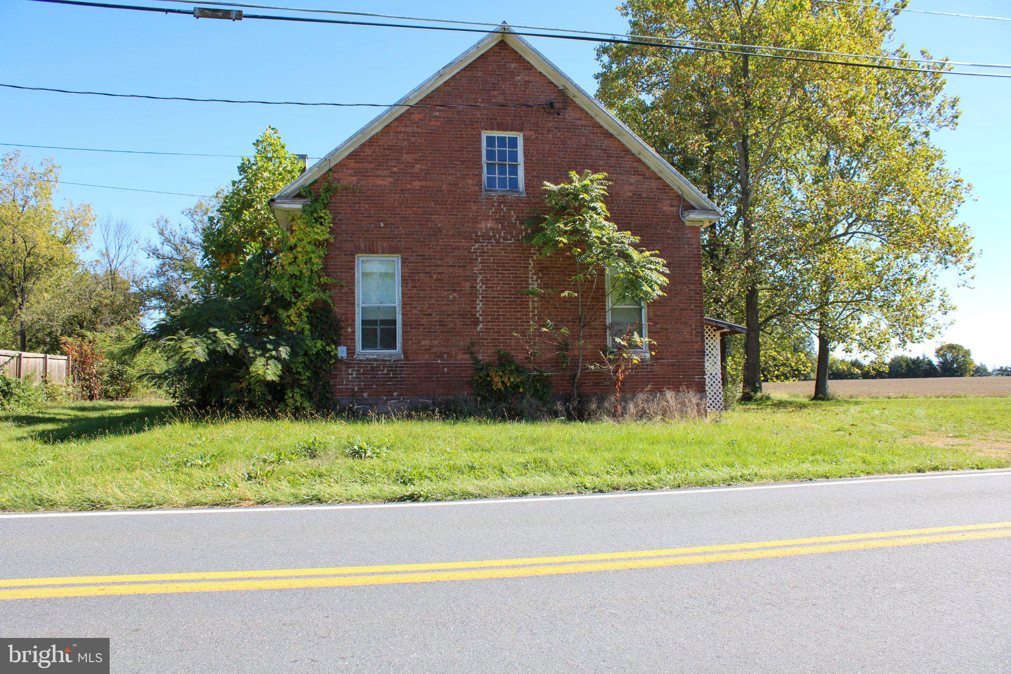 5007 Harney Road Taneytown, MD 21787 - Photo 3 of 27 Gallery Image 3