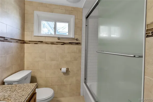 $2,200 | 4098 Bailey Avenue, Amherst, NY 14226