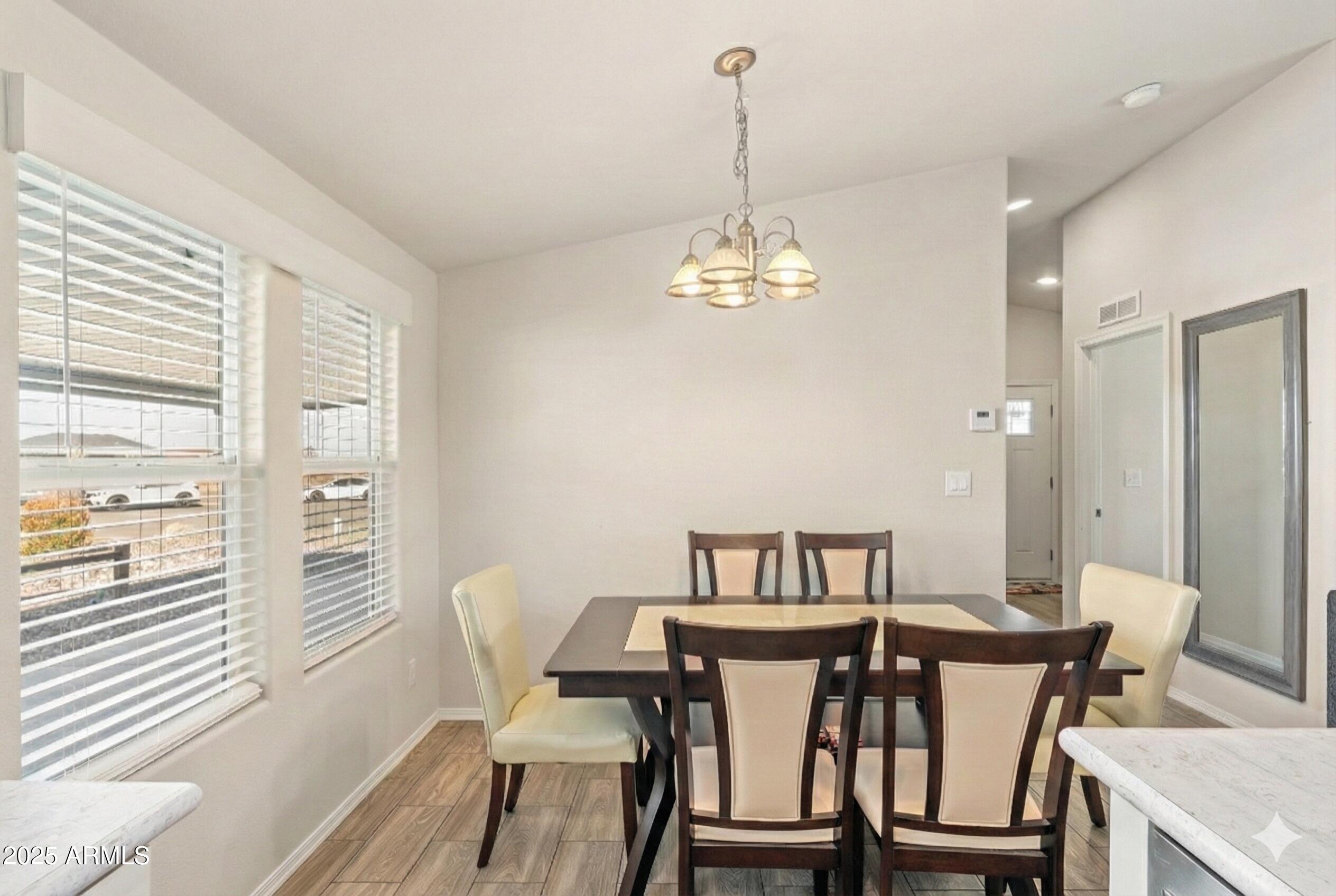 1033 Wheeler Road Camp Verde, AZ 86322 - Photo 14 of 50 Dining Room