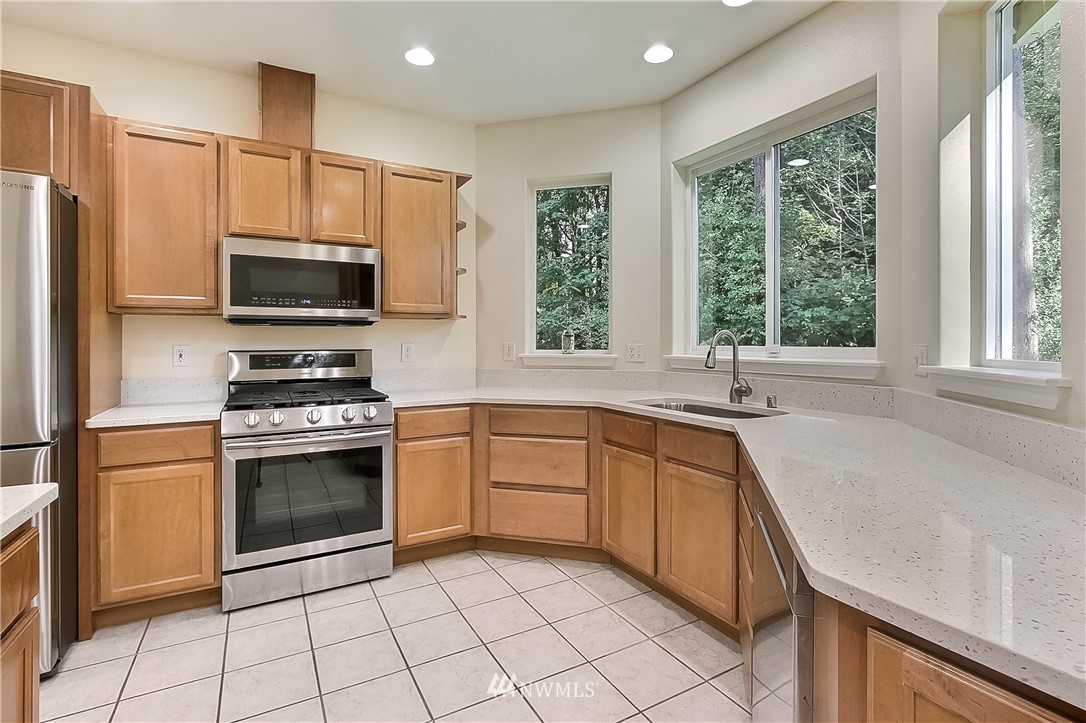 5136 Brenner Road Northwest Olympia, WA 98502 - Photo 8 of 25 Gallery Image 8
