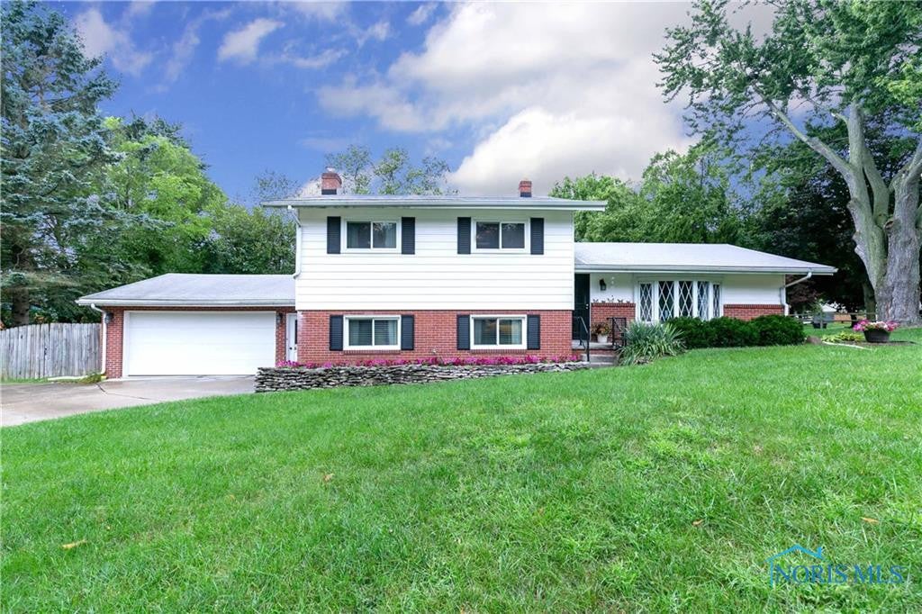 5627 East Rowland Road Toledo, OH 43613 - Photo 1 of 28 Gallery Image 1