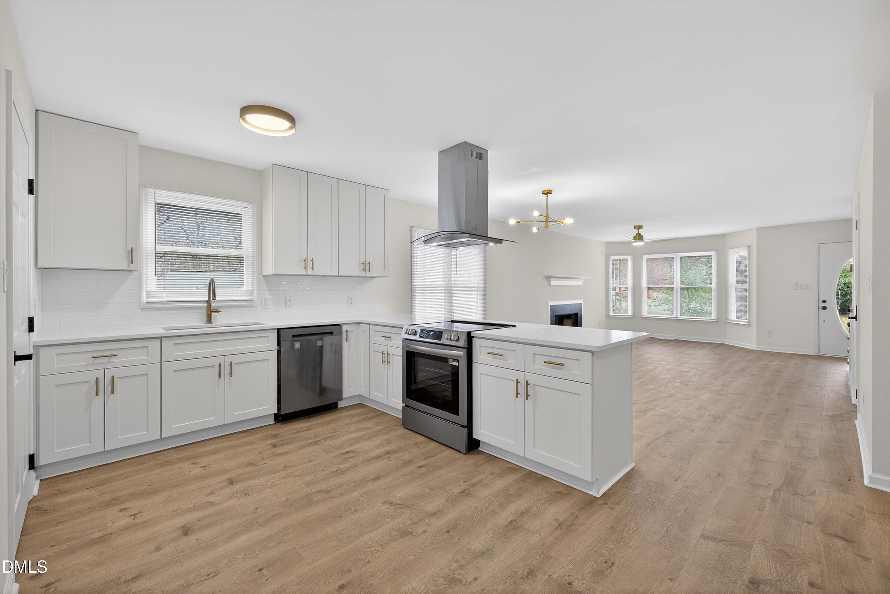 4949 Liverpool Lane Raleigh, NC 27604 - Photo 13 of 58 Kitchen