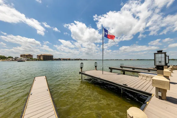 $1,890,000 | 402 Island Drive, Unit B, Horseshoe Bay, TX 78657