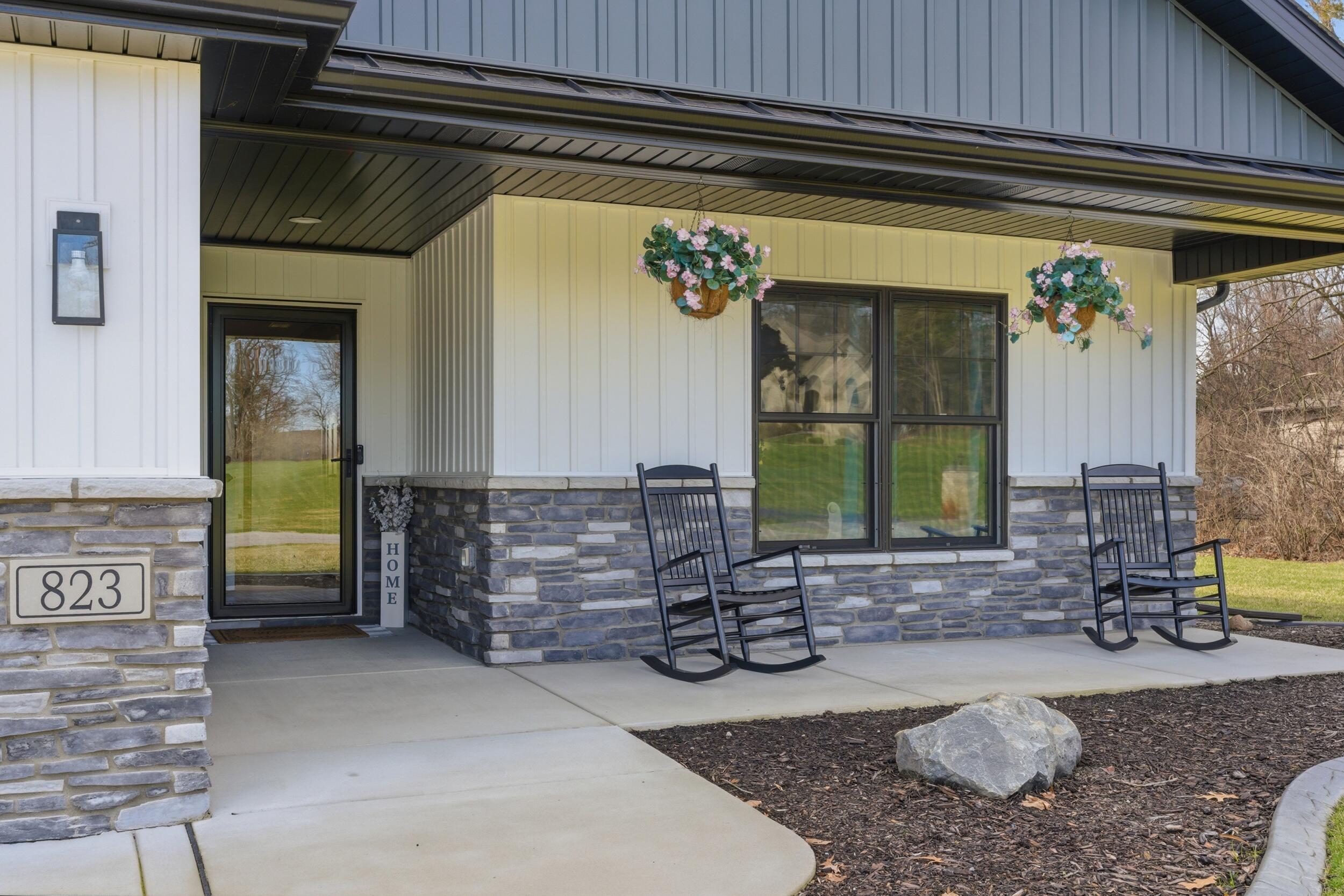 823 11th Street Southwest Demotte, IN 46310 - Photo 3 of 36 2500x1668