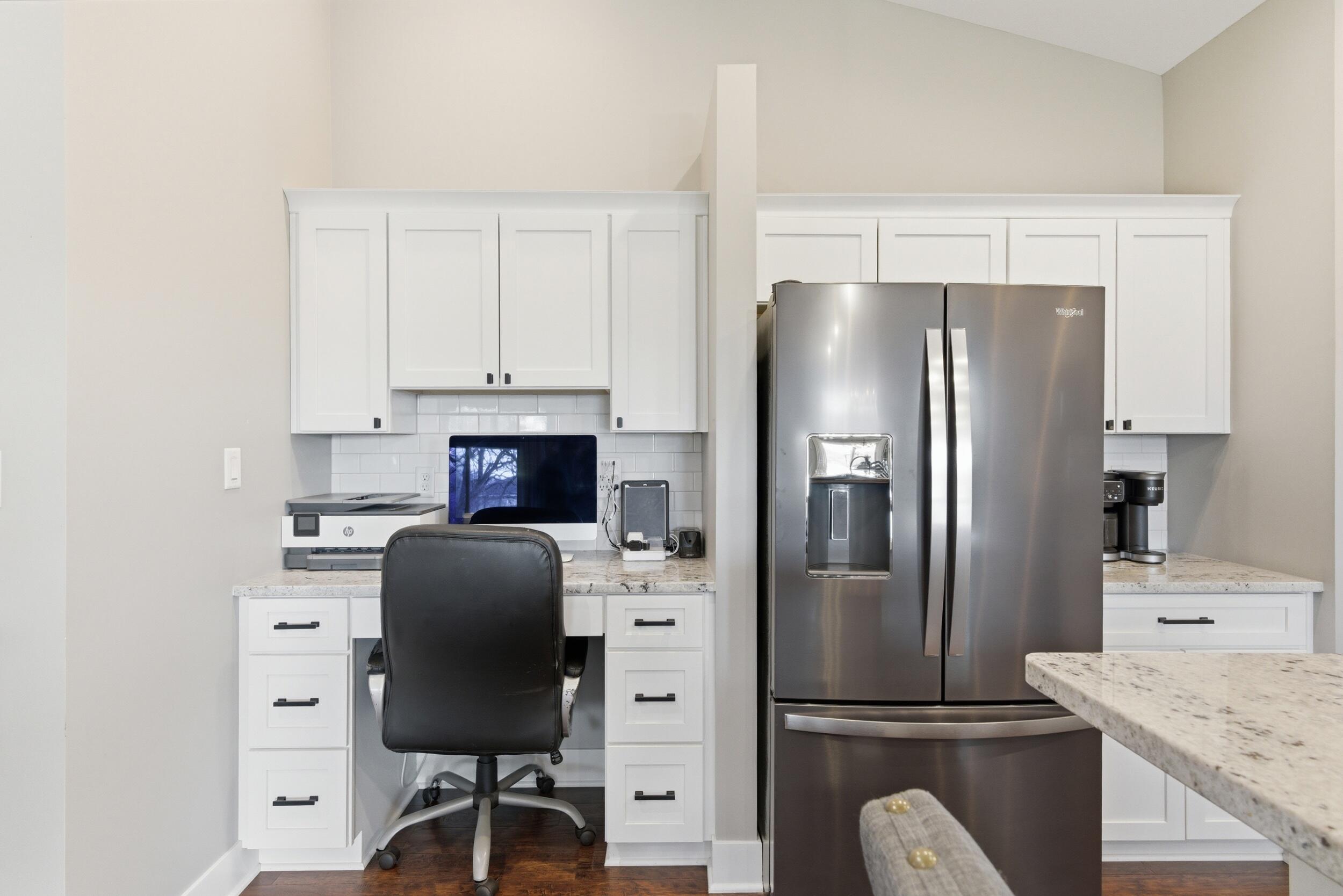 823 11th Street Southwest Demotte, IN 46310 - Photo 9 of 36 2500x1668