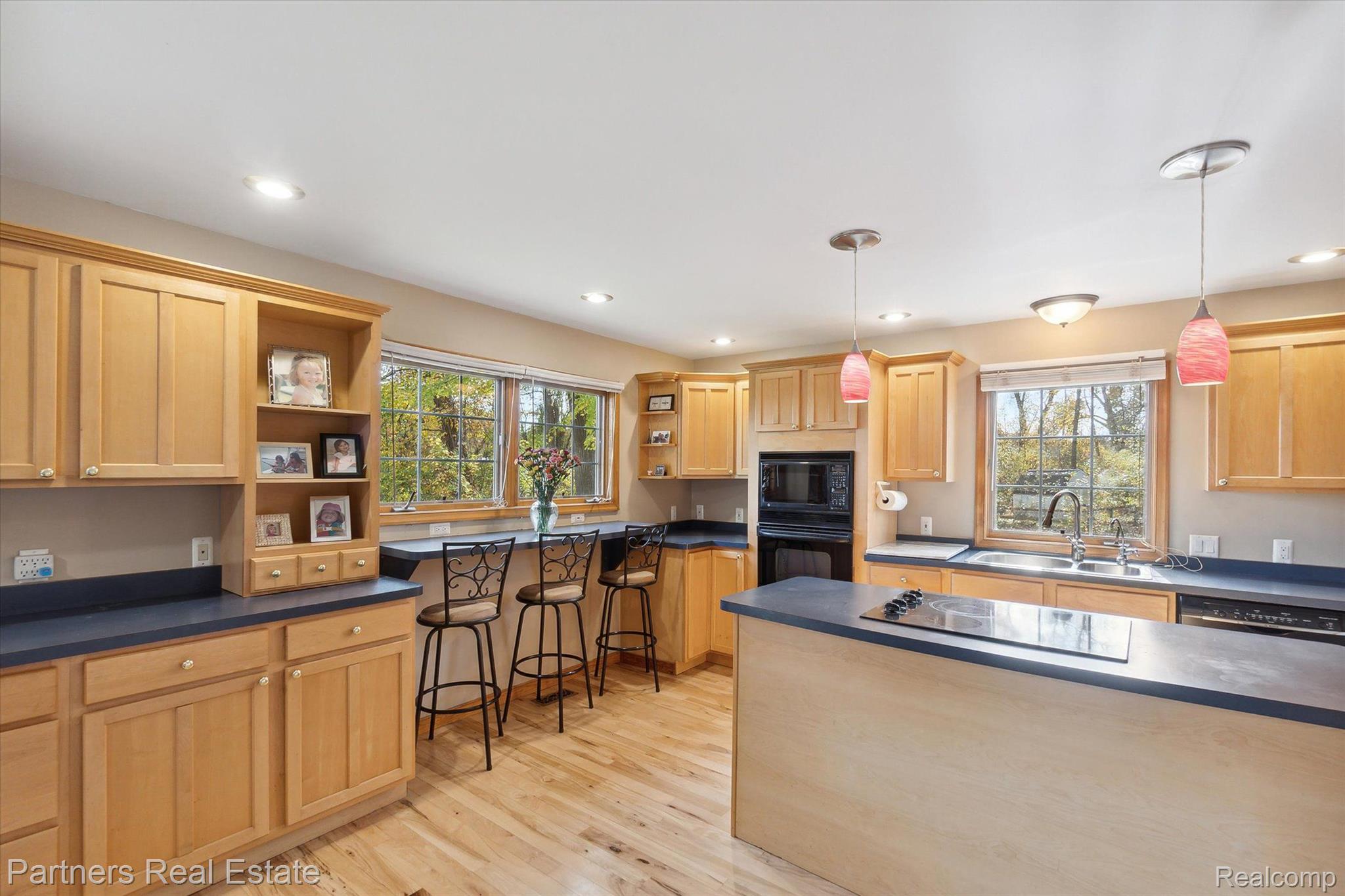 8791 Riverside Drive Brighton, MI 48116 - Photo 15 of 66 Large Kitchen with plenty of storage