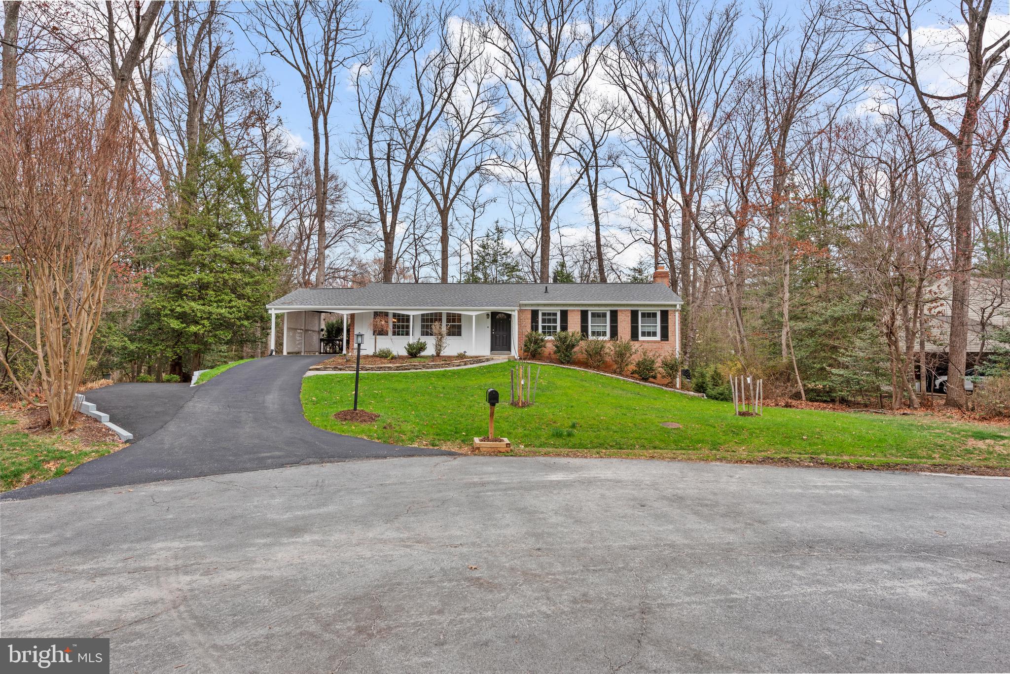 11612 Clipstone Lane Reston, VA 20191 - Photo 2 of 51 Located on a quiet cul de sac