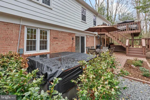 $935,000 | 11612 Clipstone Lane, Reston, VA 20191